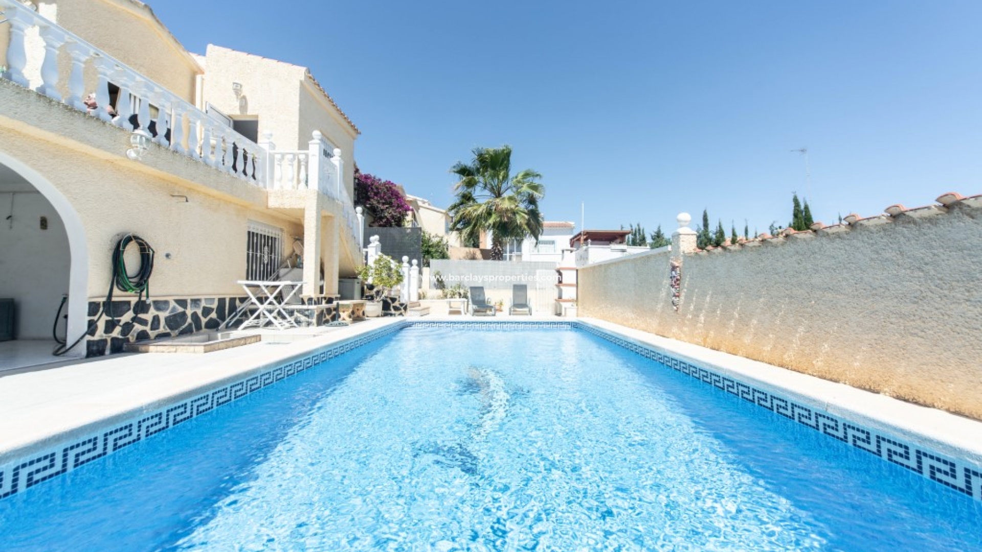 Freistendhe Villa - Resale - Urb. La Marina - 5370