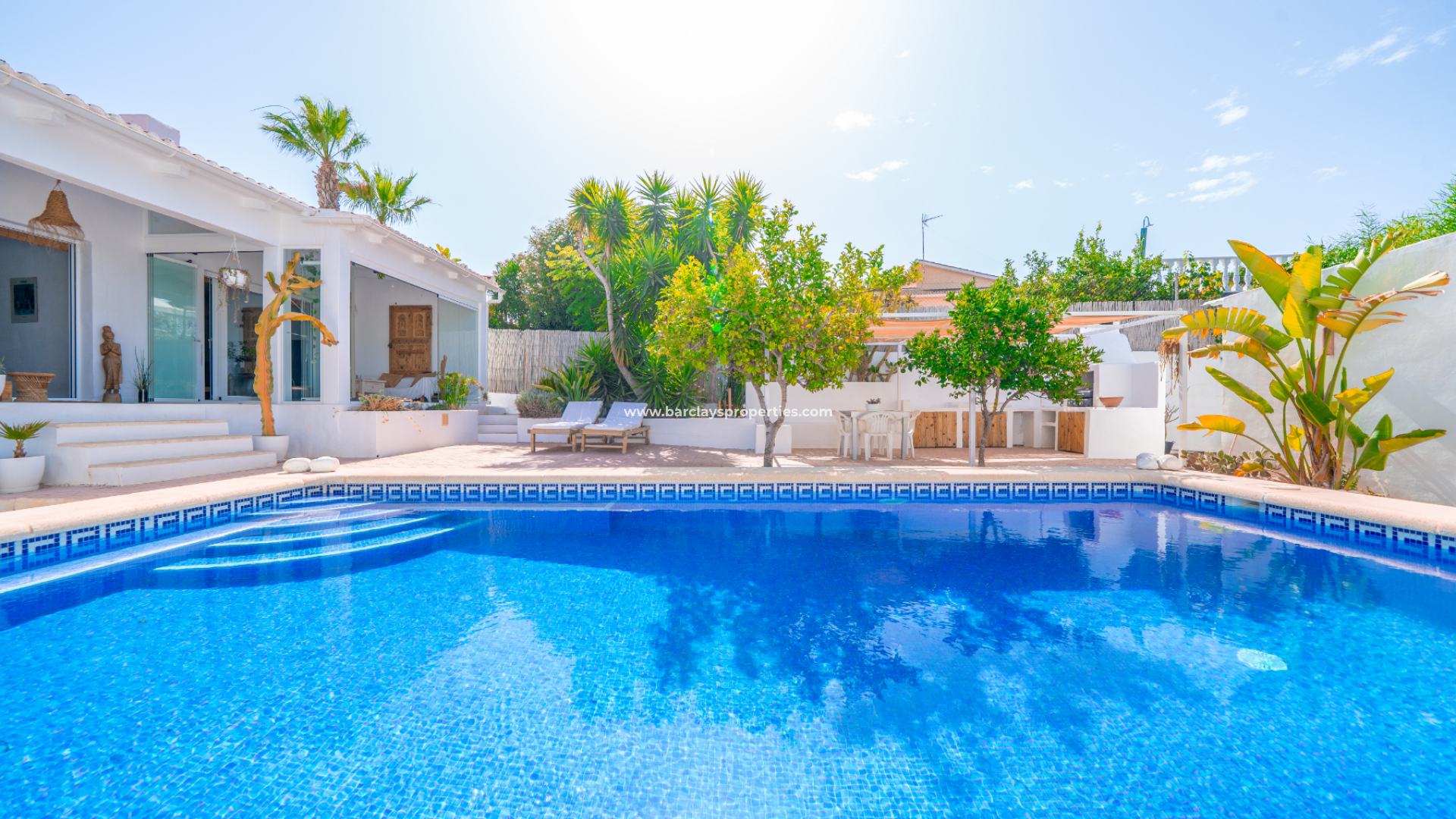Freistendhe Villa - Resale - Urb. La Marina - 6196
