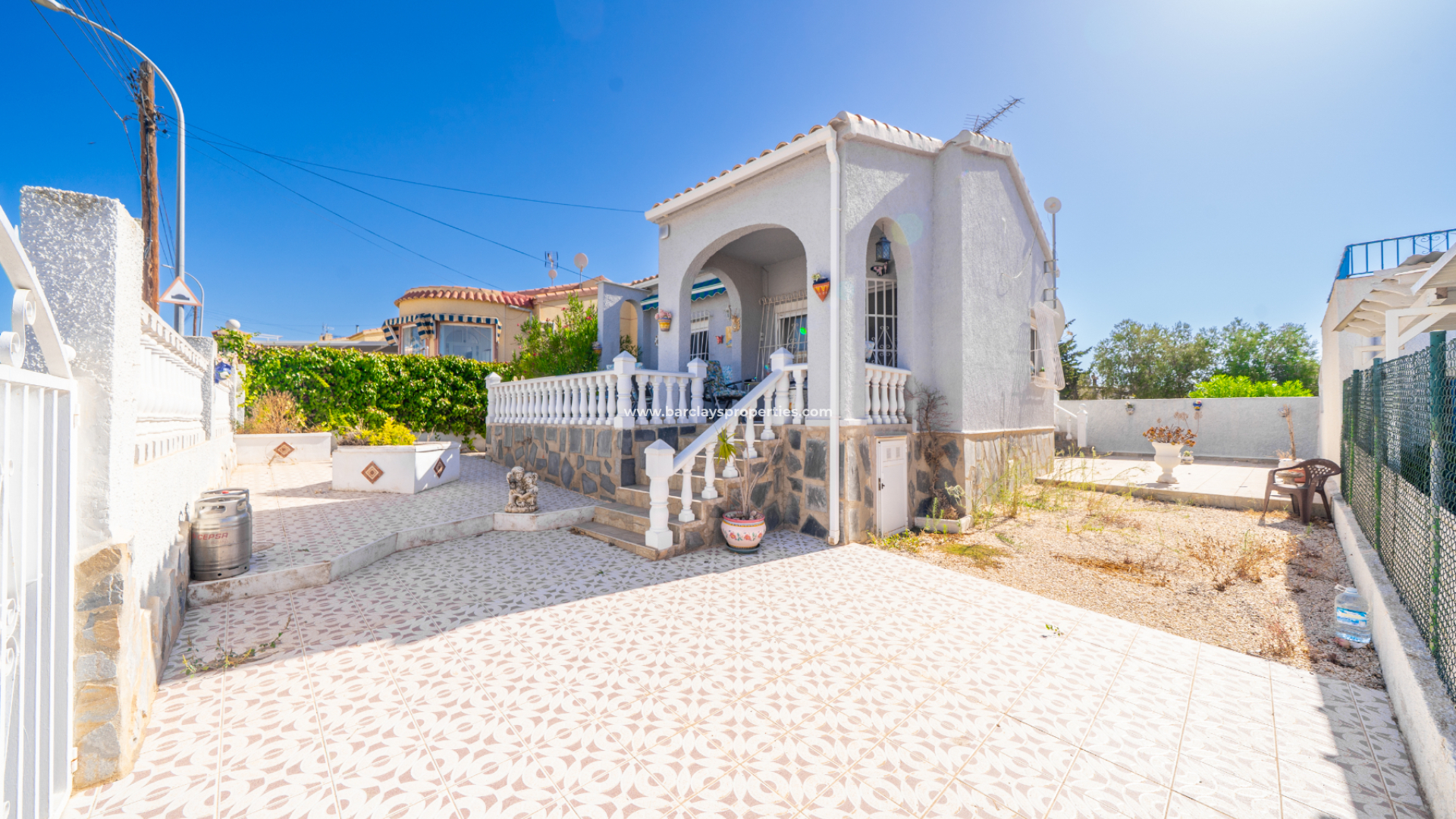 Freistendhe Villa - Resale - Urb. La Marina - 6224