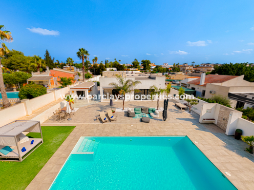 Freistendhe Villa · Resale · Urb. La Marina · Urb. La Marina