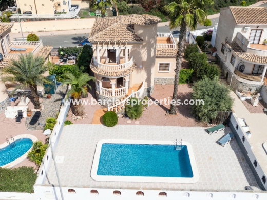 Freistendhe Villa · Resale · Urb. La Marina · Urb. La Marina