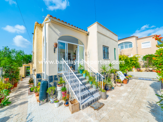Freistendhe Villa · Resale · Urb. La Marina · Urb. La Marina