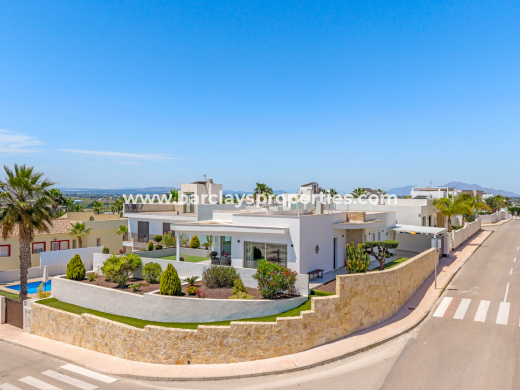 Freistendhe Villa · Resale · Urb. La Marina · Urb. La Marina