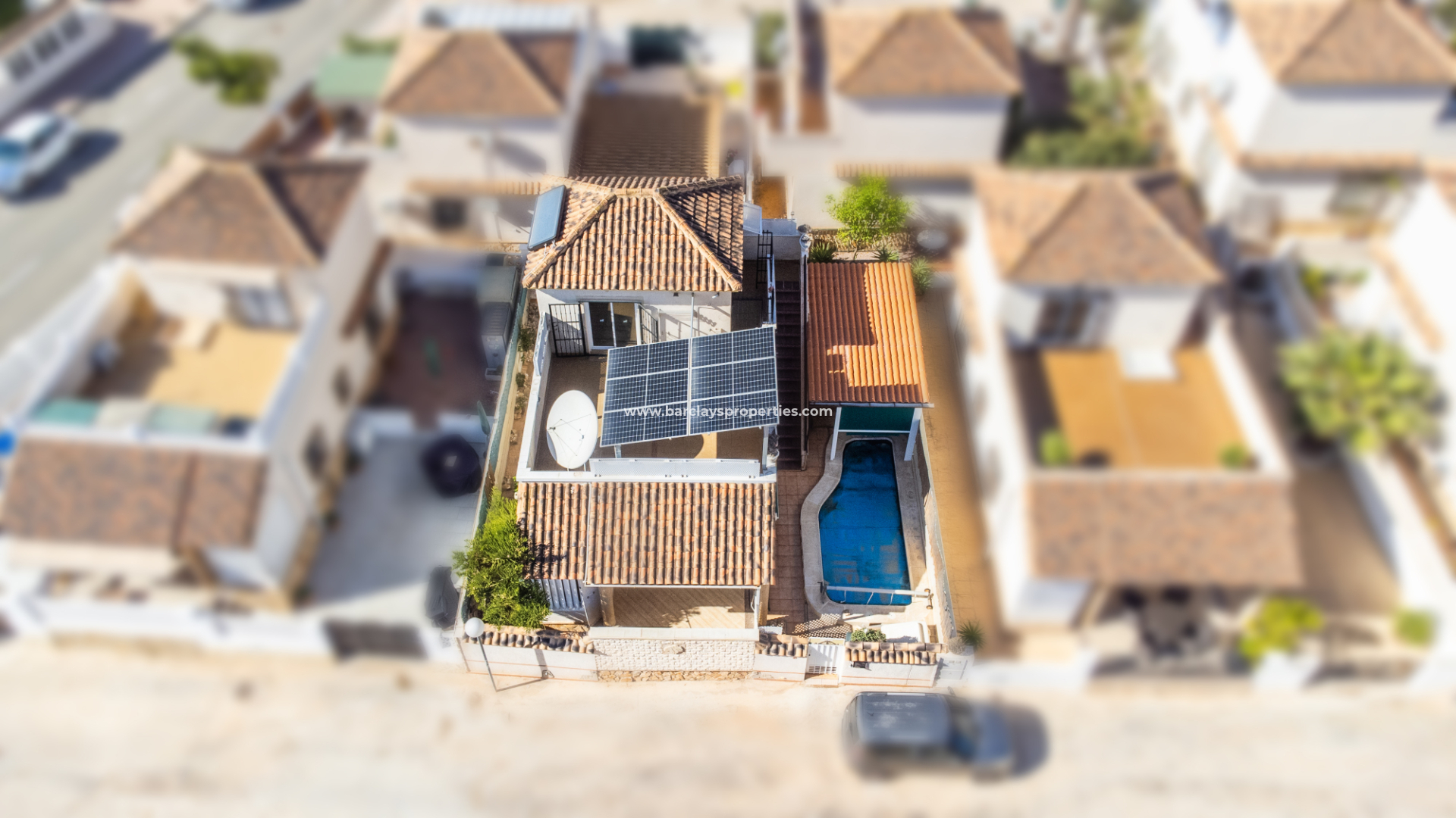 Fristaende Villa  - Resale - Urb. La Marina - 5883