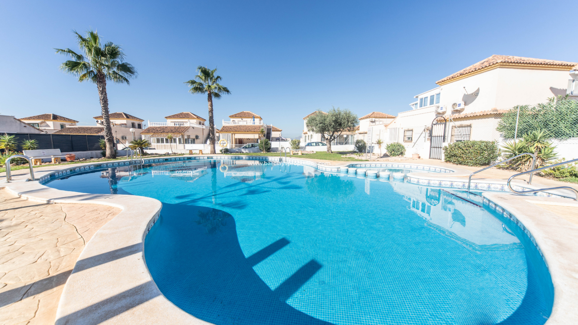 Fristaende Villa  - Resale - Urb. La Marina - 5936