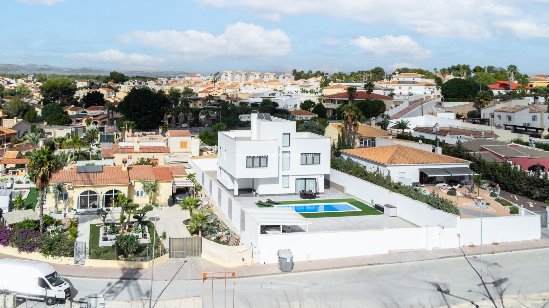 Fristaende Villa  - Resale - Urb. La Marina - 6078
