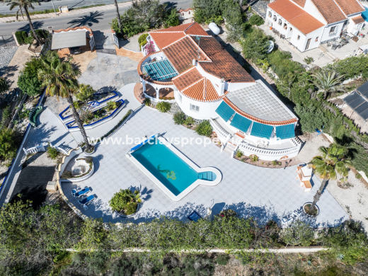 Fristaende Villa  · Resale · Urb. La Marina · Urb. La Marina