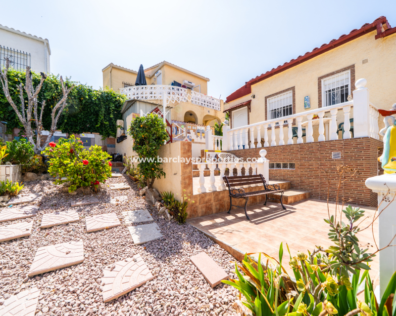 Fristående Villa till salu i Alicante