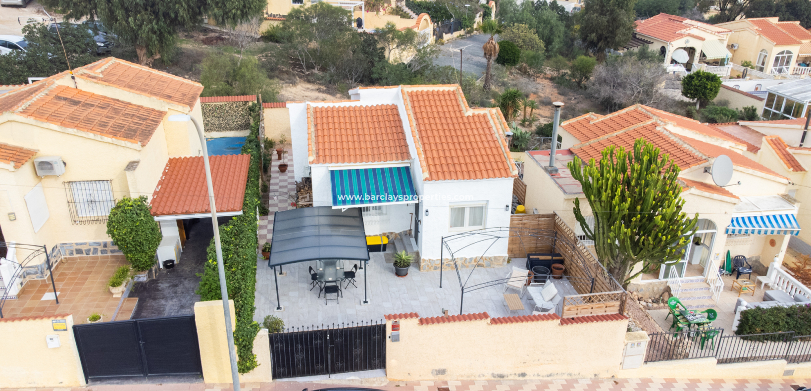 Fristående villa till salu i Costa Blanca