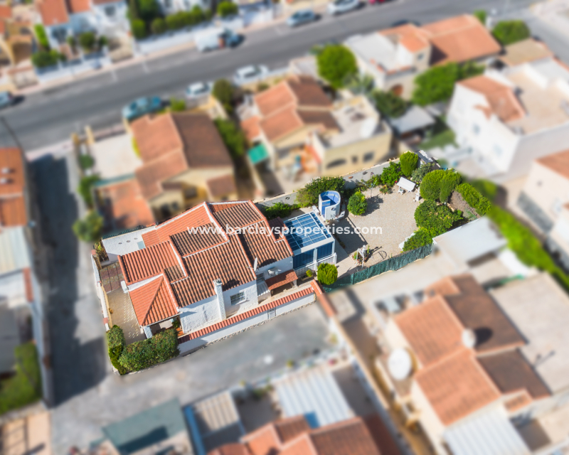 Fristående villa till salu i La Marina