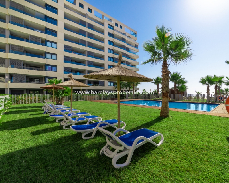Frontline Beach Apartment for sale in Torrevieja