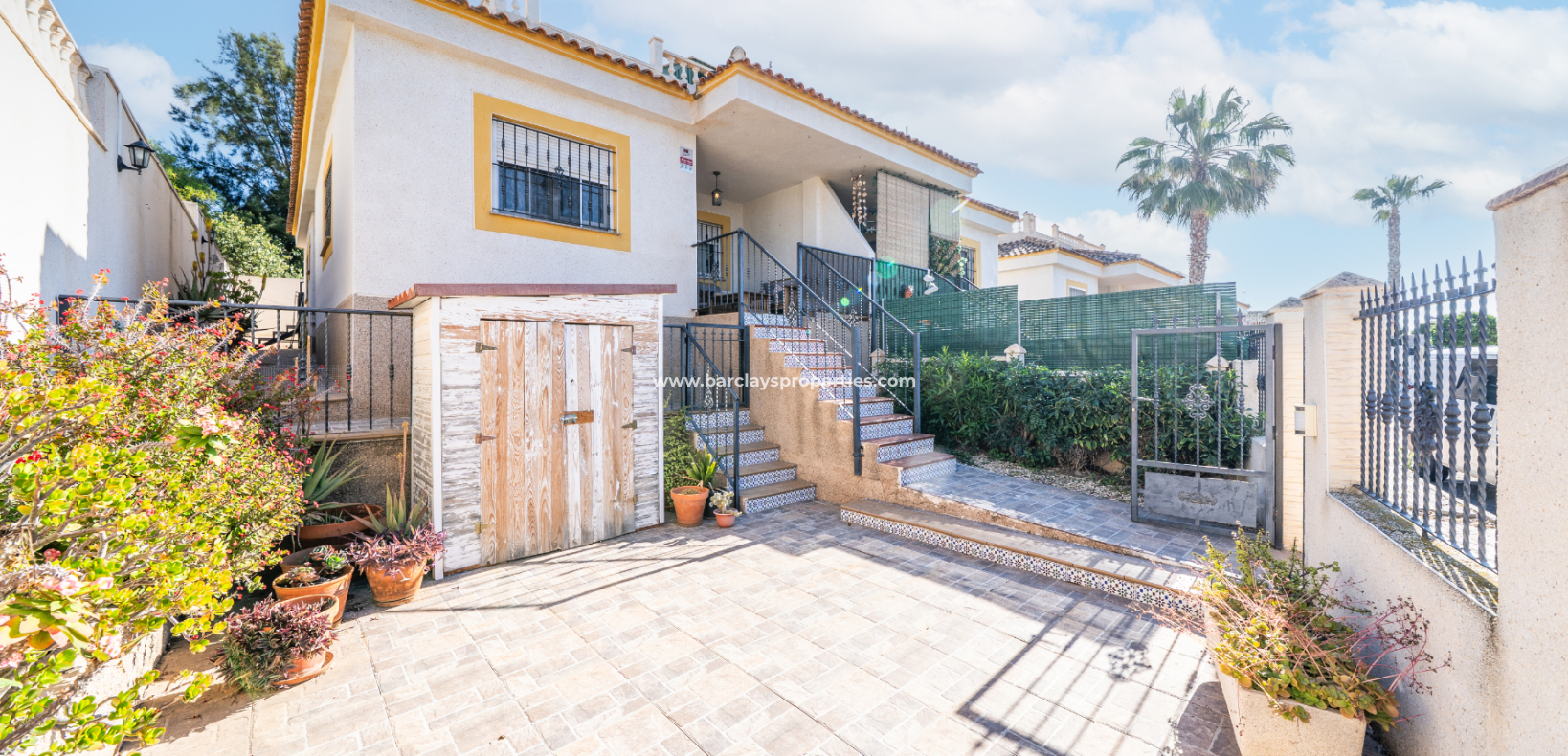 Halfvrijstaande villa te koop in La Marina