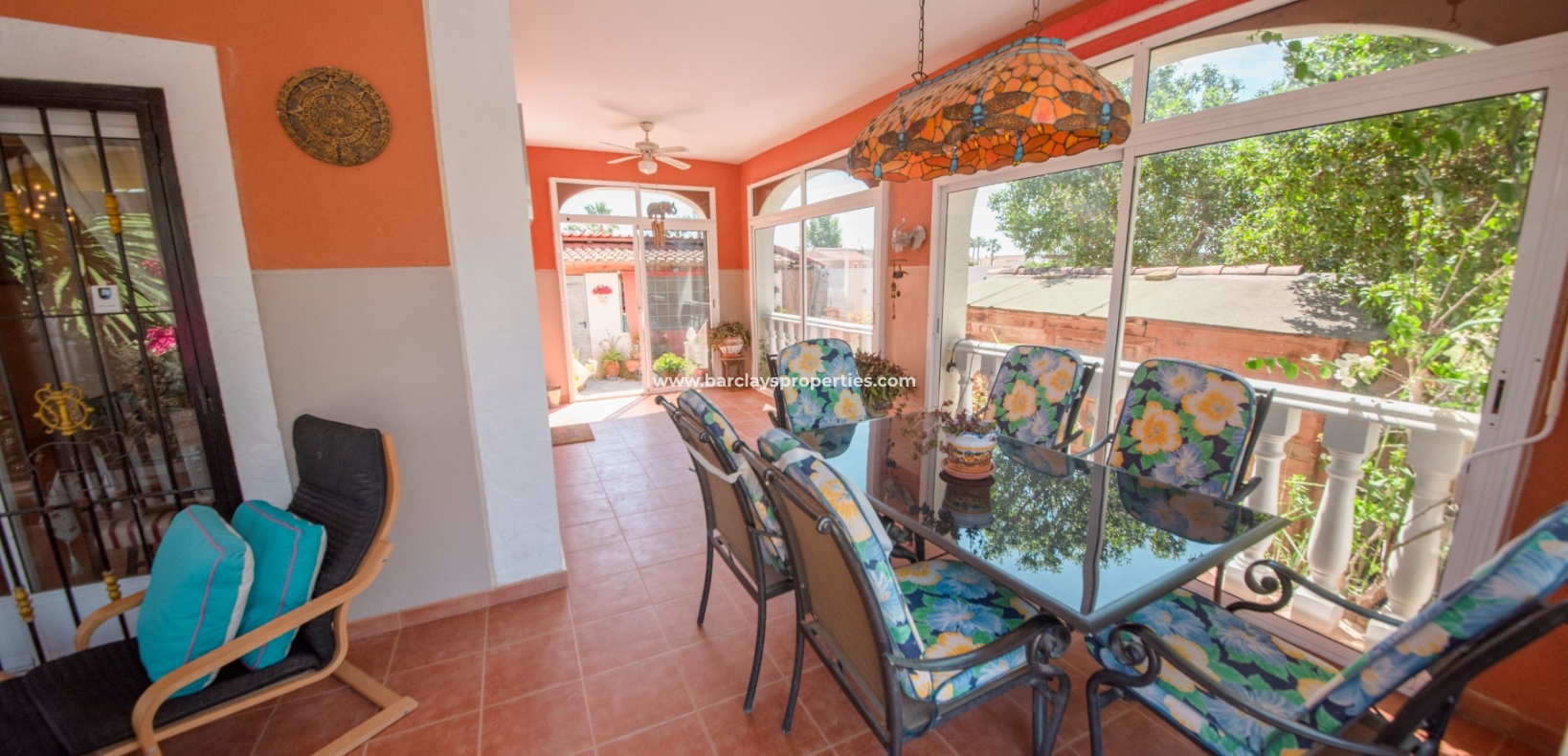 inglasad veranda - Lantligt hus till salu i Catral, Spanien
