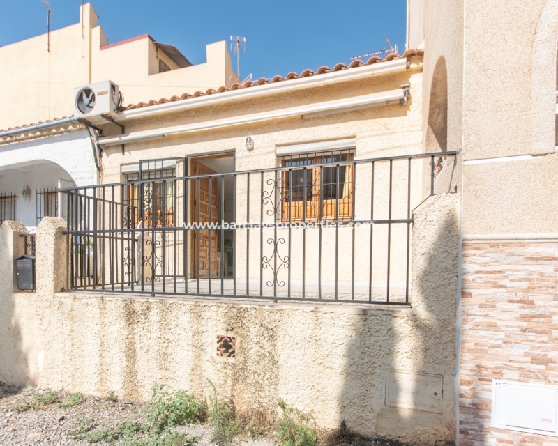 Investment Property for sale in Alicante