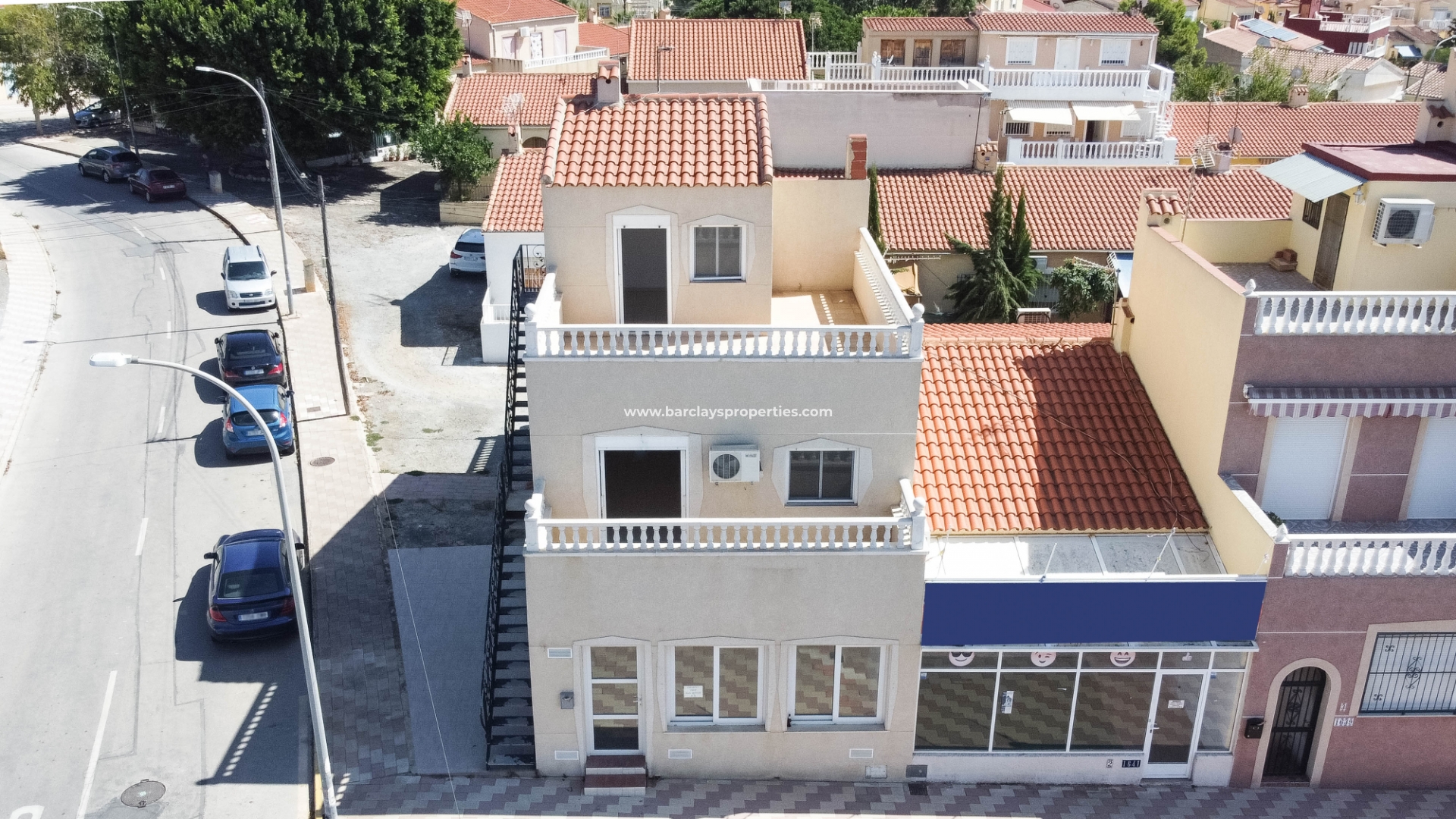 Jumelé - Revente - Urb. La Marina - 5341