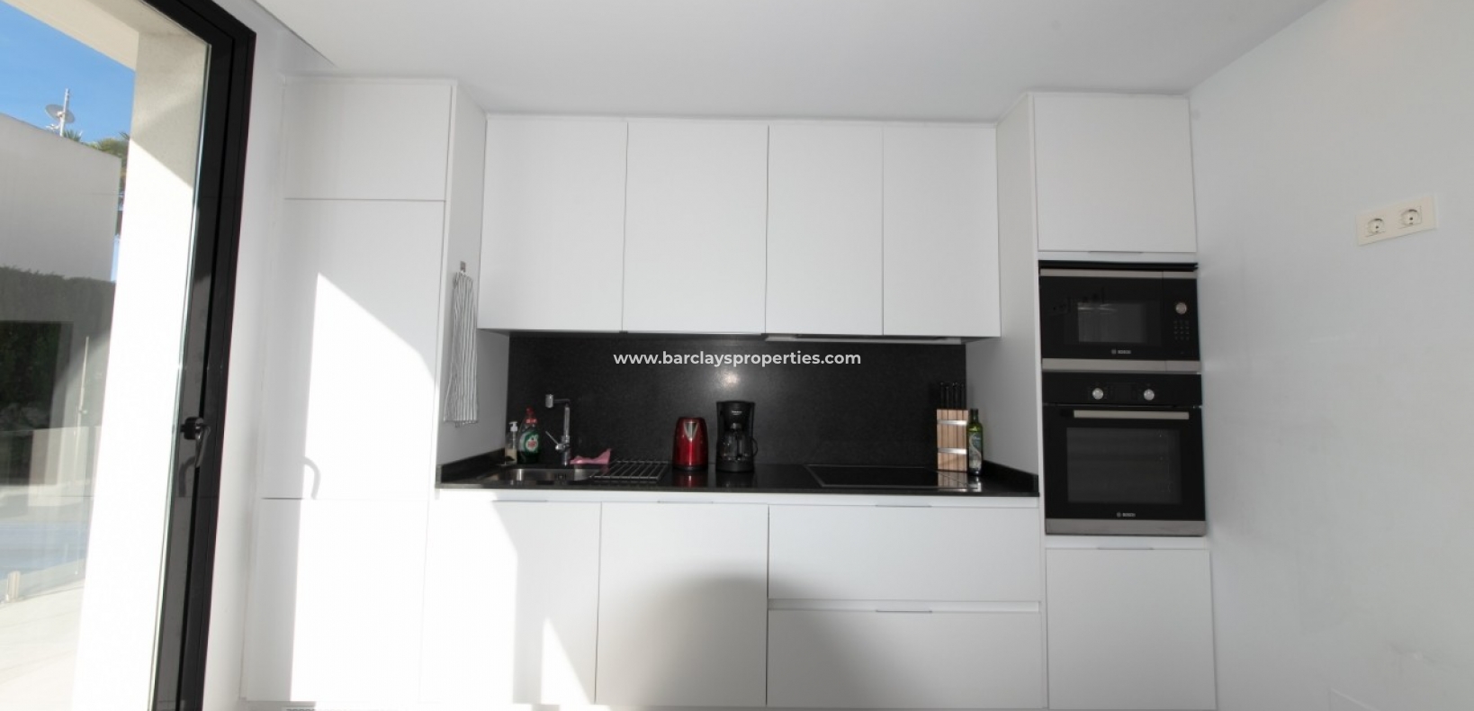 Keuken - Nieuwbouw villa te koop in Urb La Marina