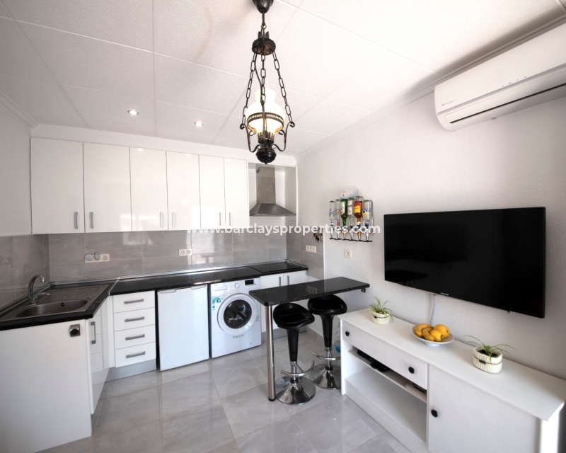 Kitchen - Terraced Property for sale in La Marina Spain