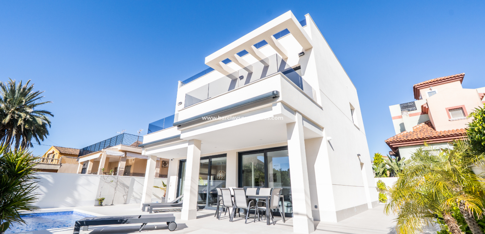 Lyxvilla till salu på Costa Blanca