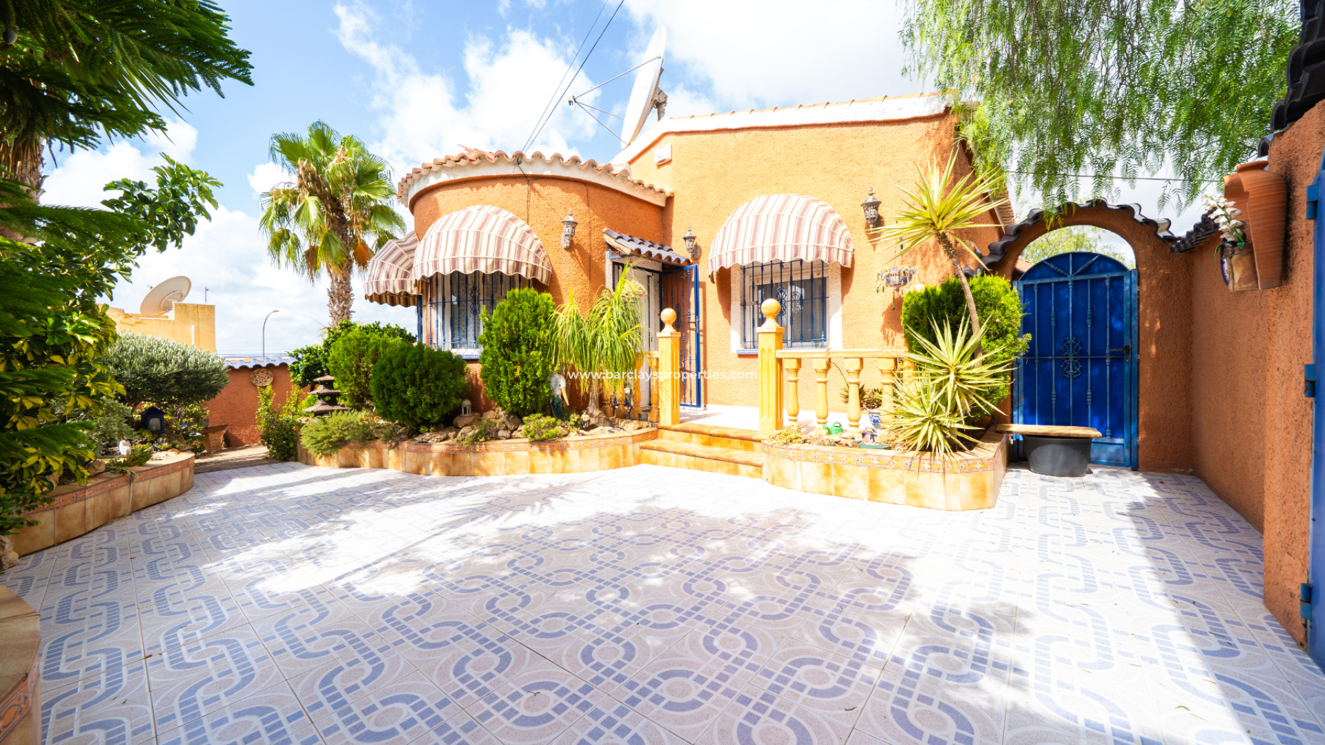 Maison Individuelle - Revente - Urb. La Marina - 6010