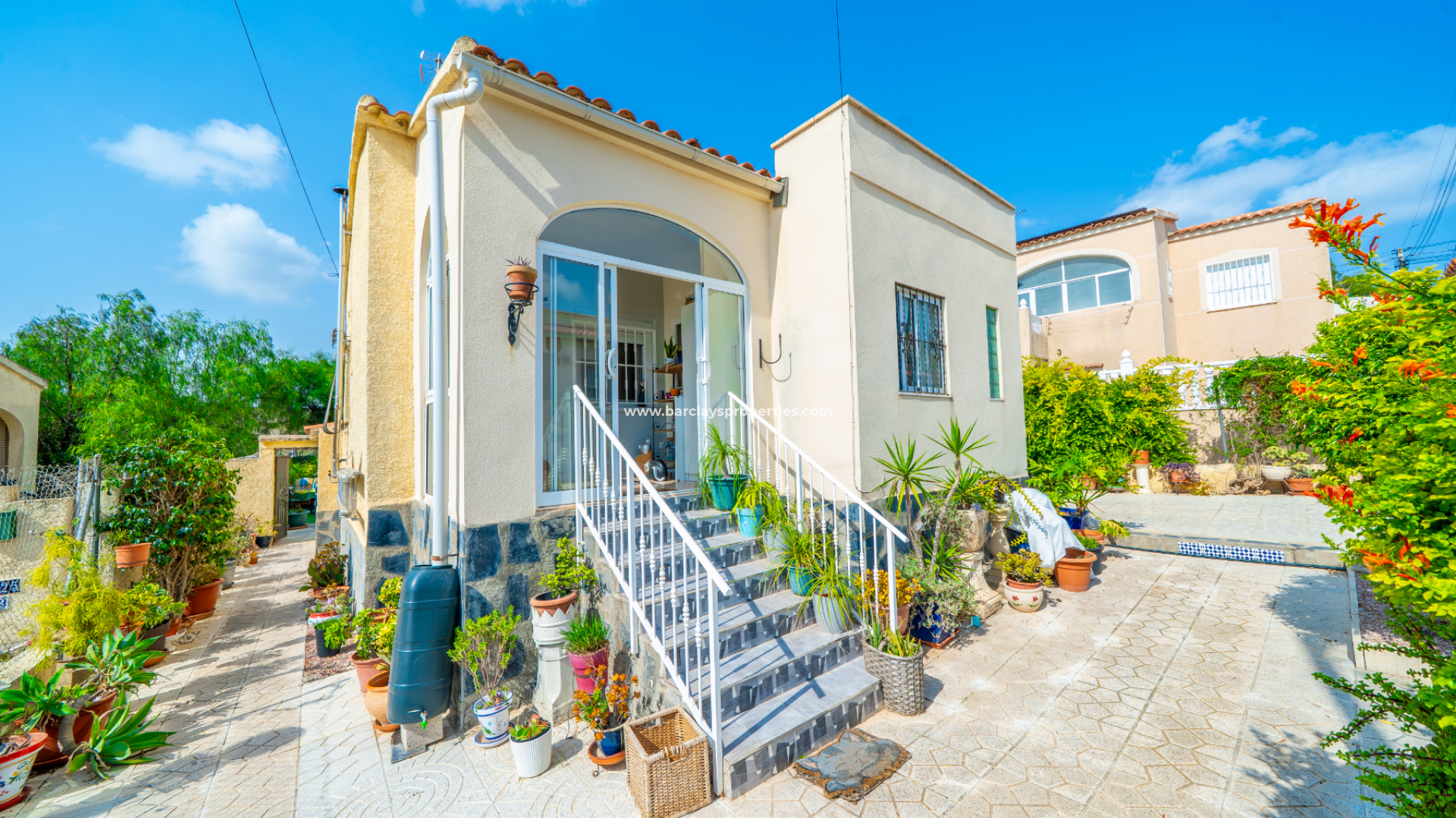 Maison Individuelle - Revente - Urb. La Marina - 6204