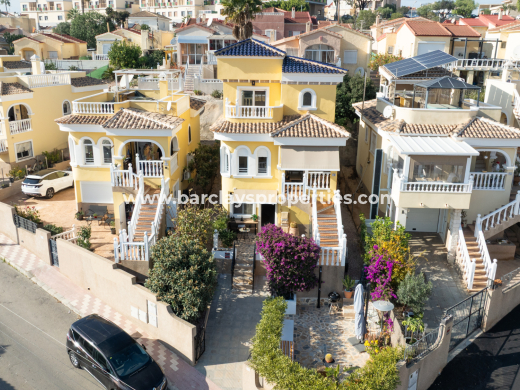 Maison Individuelle · Revente · Urb. La Marina · Urb. La Marina