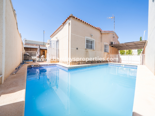 Maison Individuelle · Revente · Urb. La Marina · Urb. La Marina