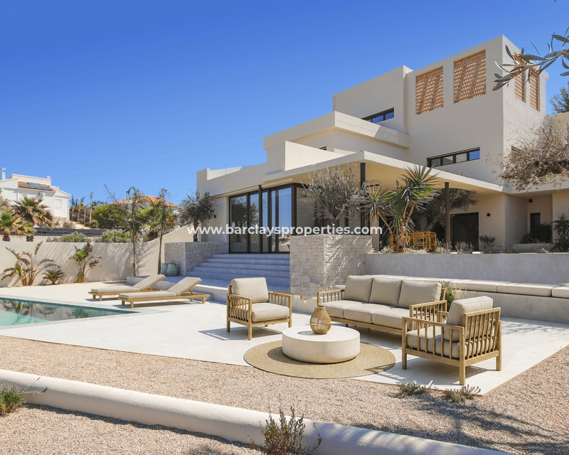 Neubau-Freistehende Villa zum Verkauf in La Marina
