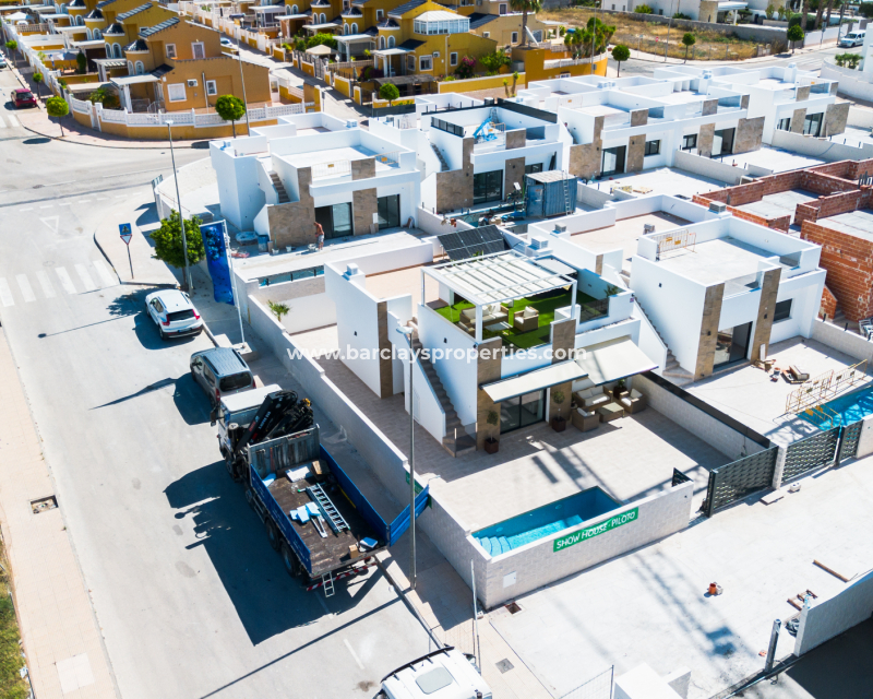 New Build - Freistendhe Villa - Urb. La Marina