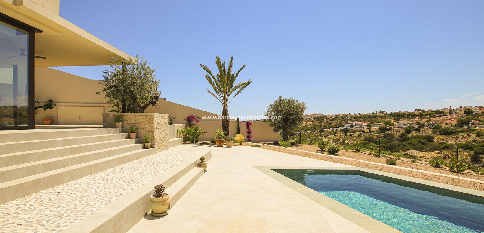New Build - Freistendhe Villa - Urb. La Marina