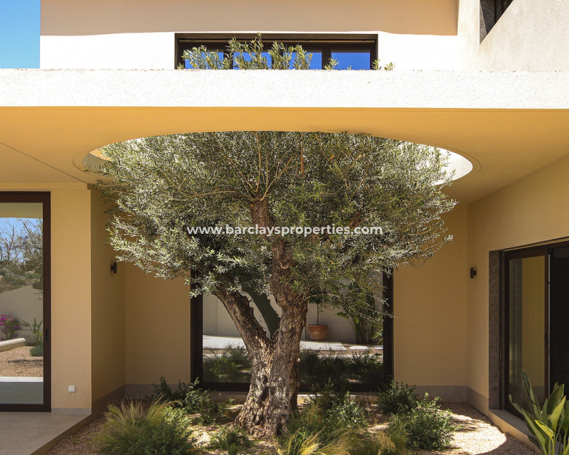 New Build - Freistendhe Villa - Urb. La Marina