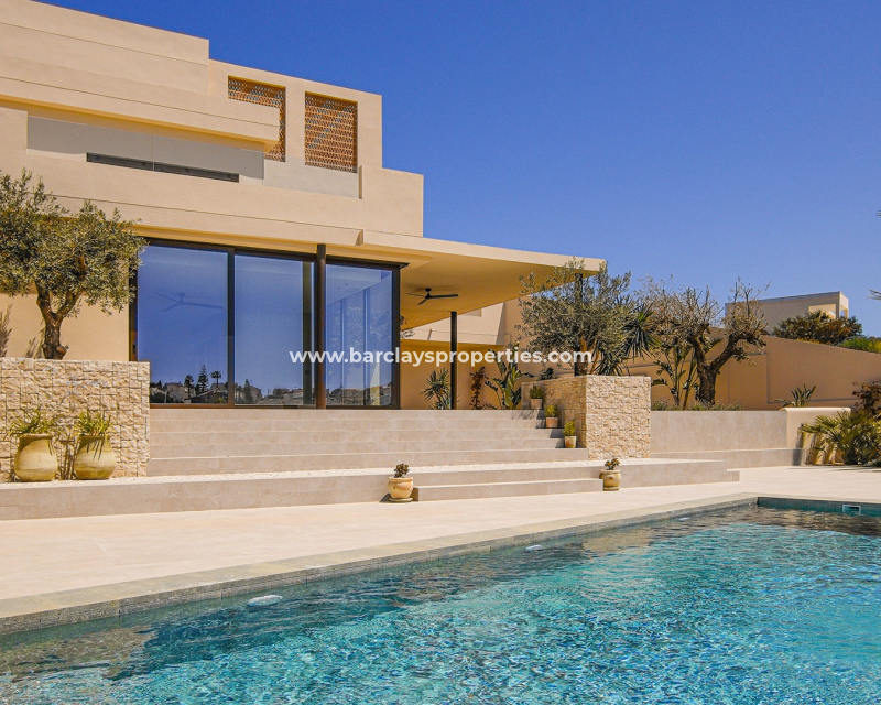New Build - Freistendhe Villa - Urb. La Marina