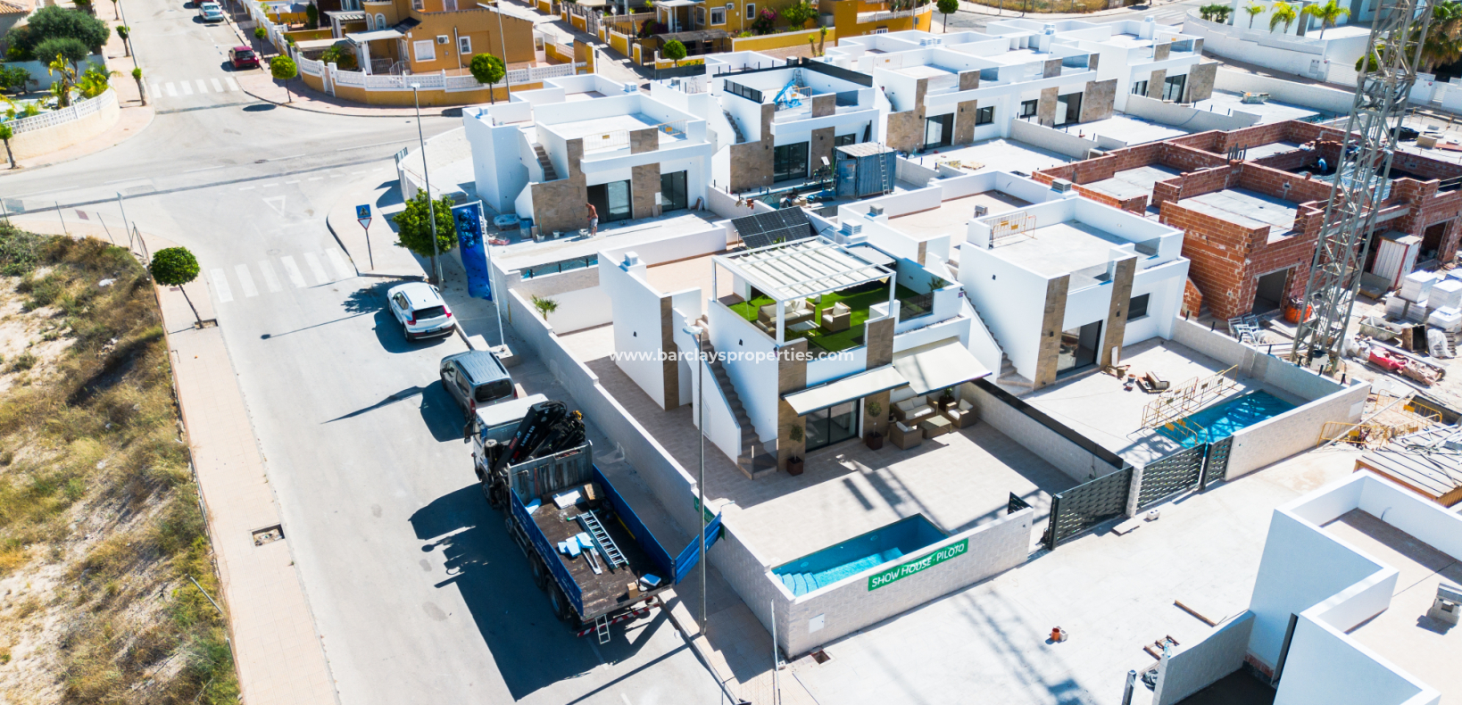 New Build - Fristaende Villa  - Urb. La Marina