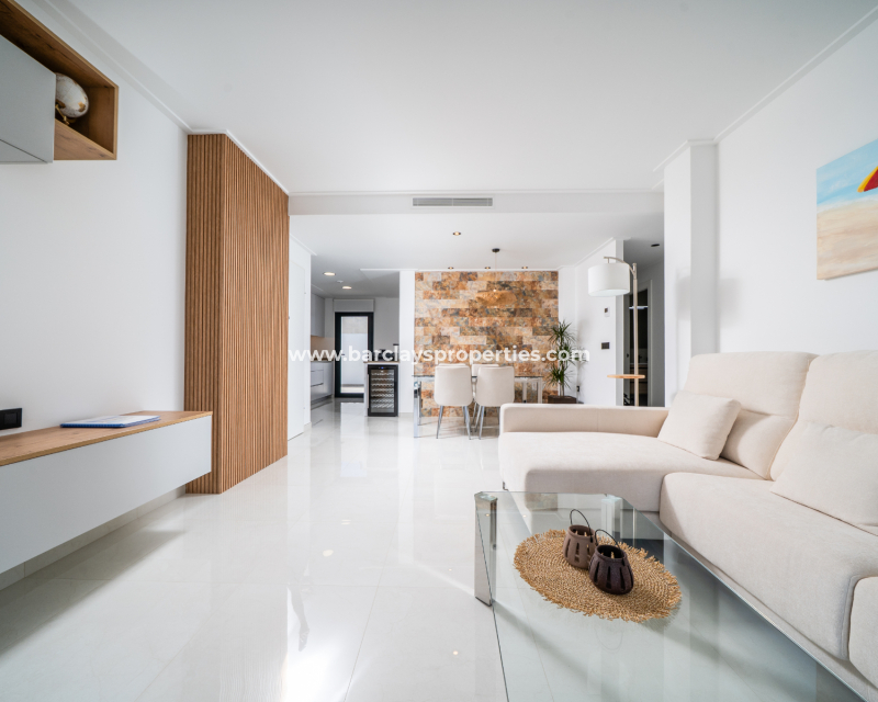 New Build - Fristaende Villa  - Urb. La Marina
