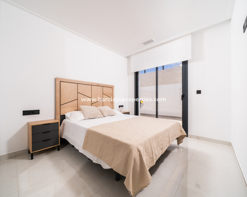 New Build - Fristaende Villa  - Urb. La Marina
