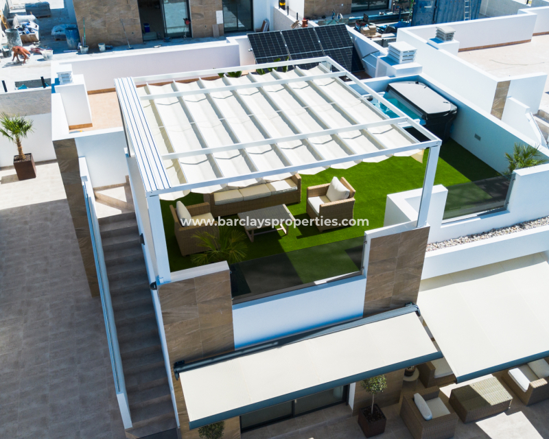 New Build - Fristaende Villa  - Urb. La Marina