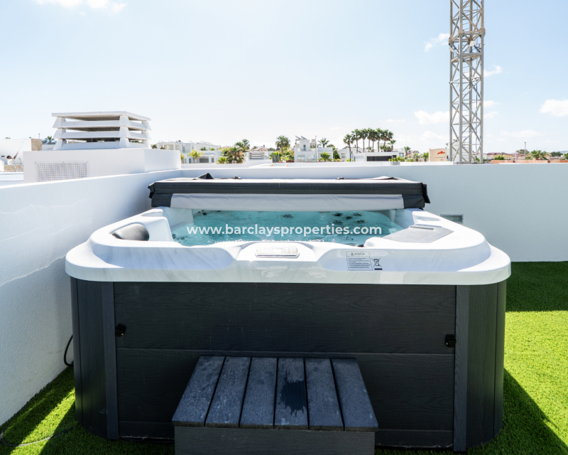 New Build - Fristaende Villa  - Urb. La Marina