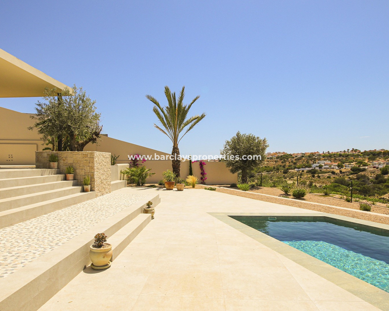 New Build - Fristaende Villa  - Urb. La Marina