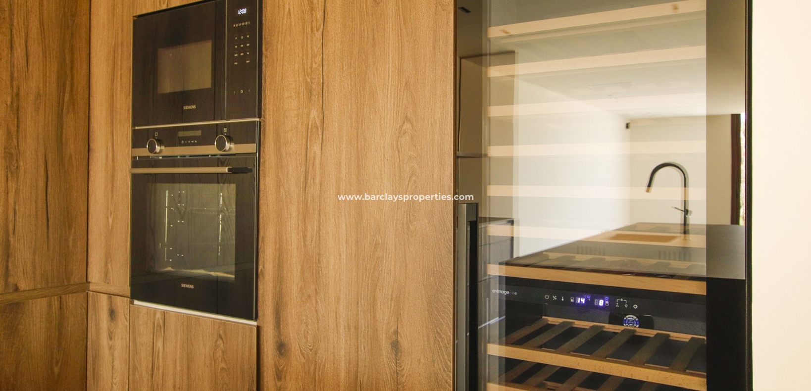 New Build - Fristaende Villa  - Urb. La Marina