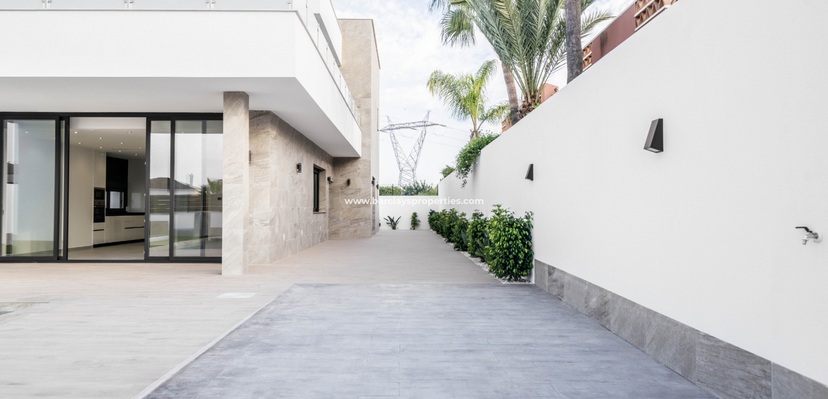 Nouvelle construction - Maison Individuelle - Urb. El Oasis - La Marina