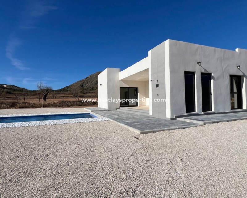 Nueva Villa de Obra Nueva en Venta en Alicante