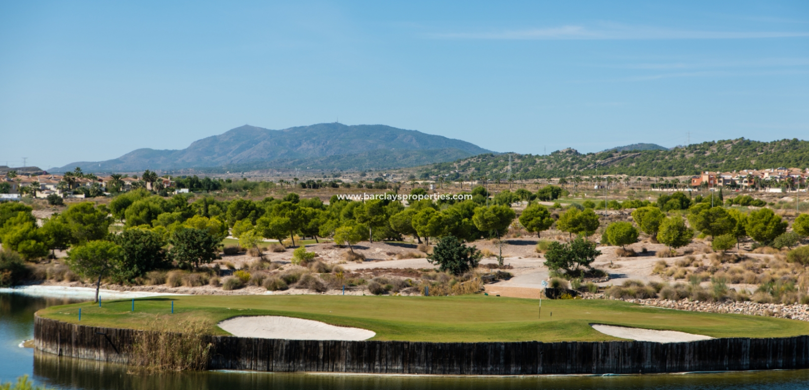 Nybyggd golfvilla till salu i Murcia
