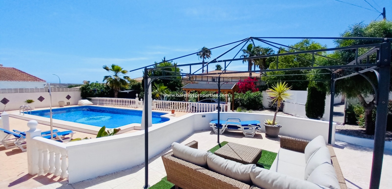 Pool Area - Prestige Villa for sale in La Marina