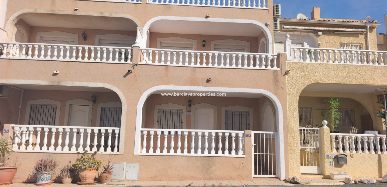 Propiedad adosada en venta en La Marina