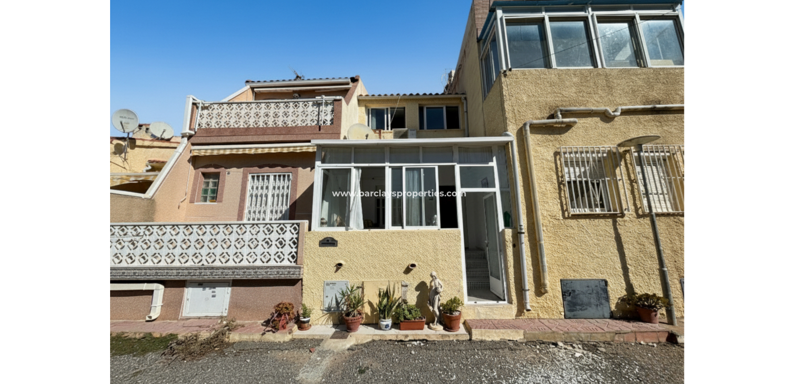 Propiedad adosada en venta en La Marina