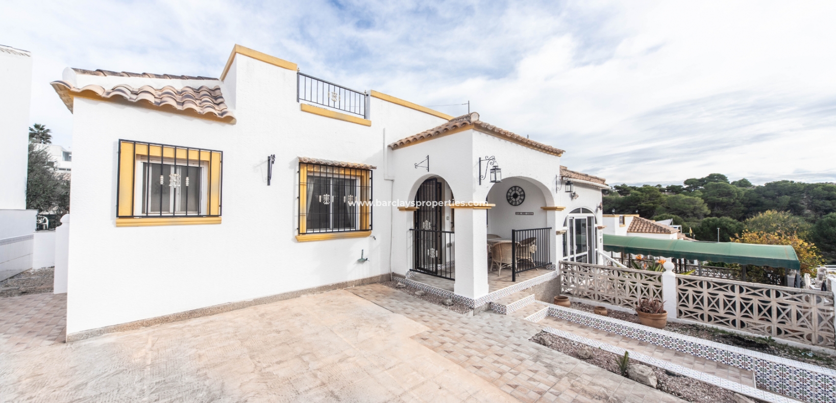 Quad Property for sale in Costa Blanca