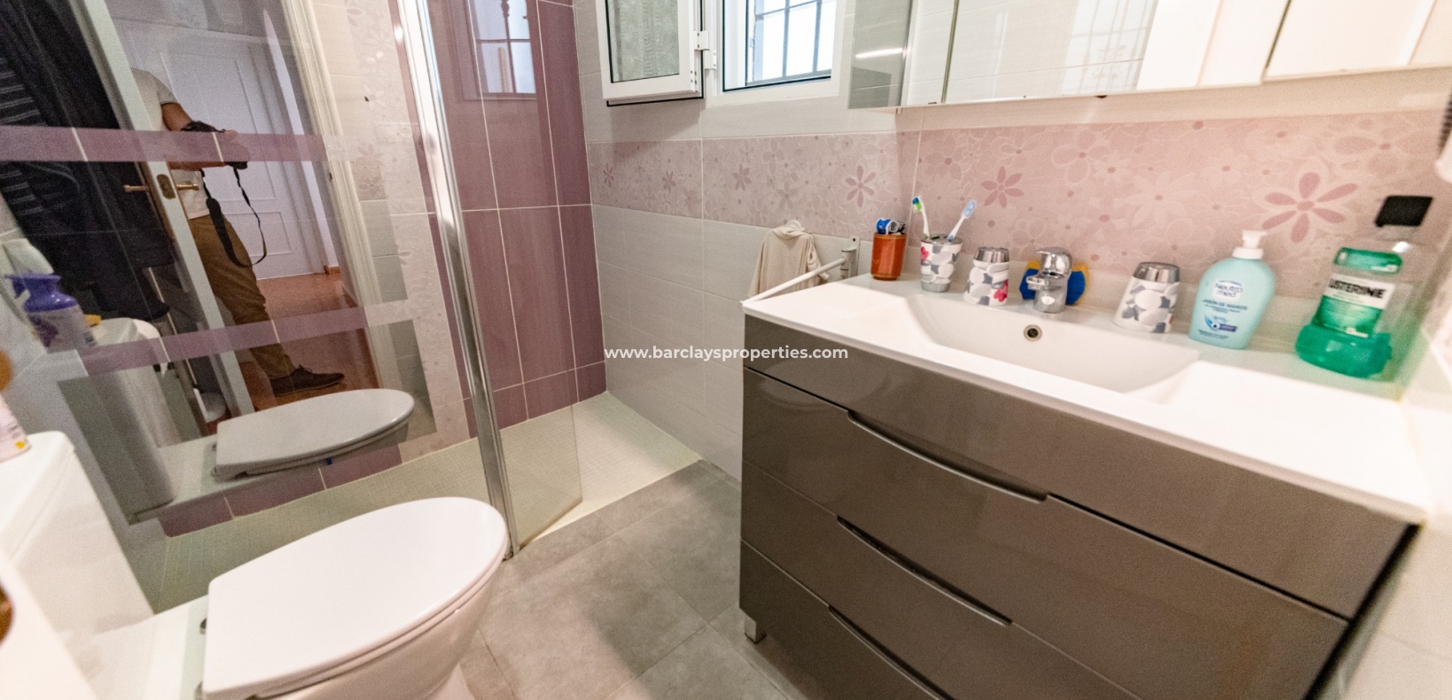 Quad property for sale in La Marina - Bathroom