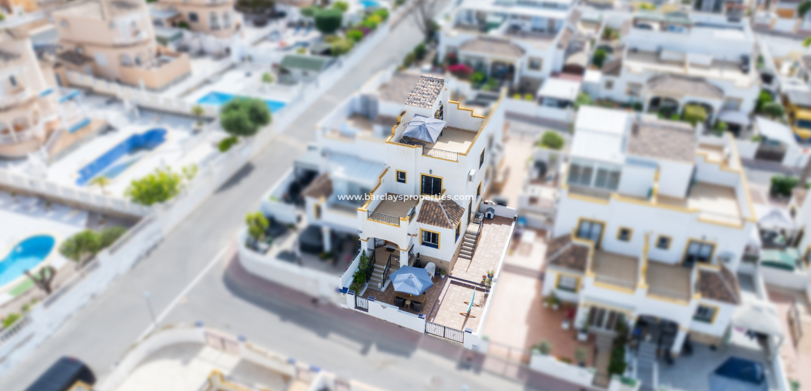 Quad Property for Sale in La Marina