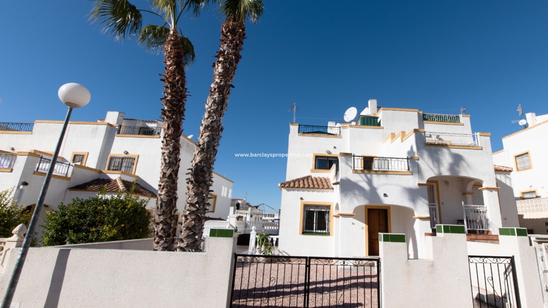 Quad - Resale - Urb. La Marina - 4821