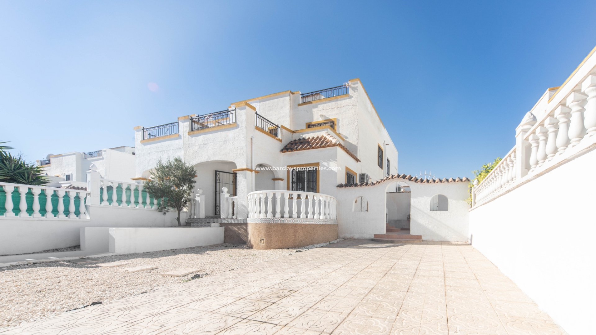 Quad - Resale - Urb. La Marina - 5271