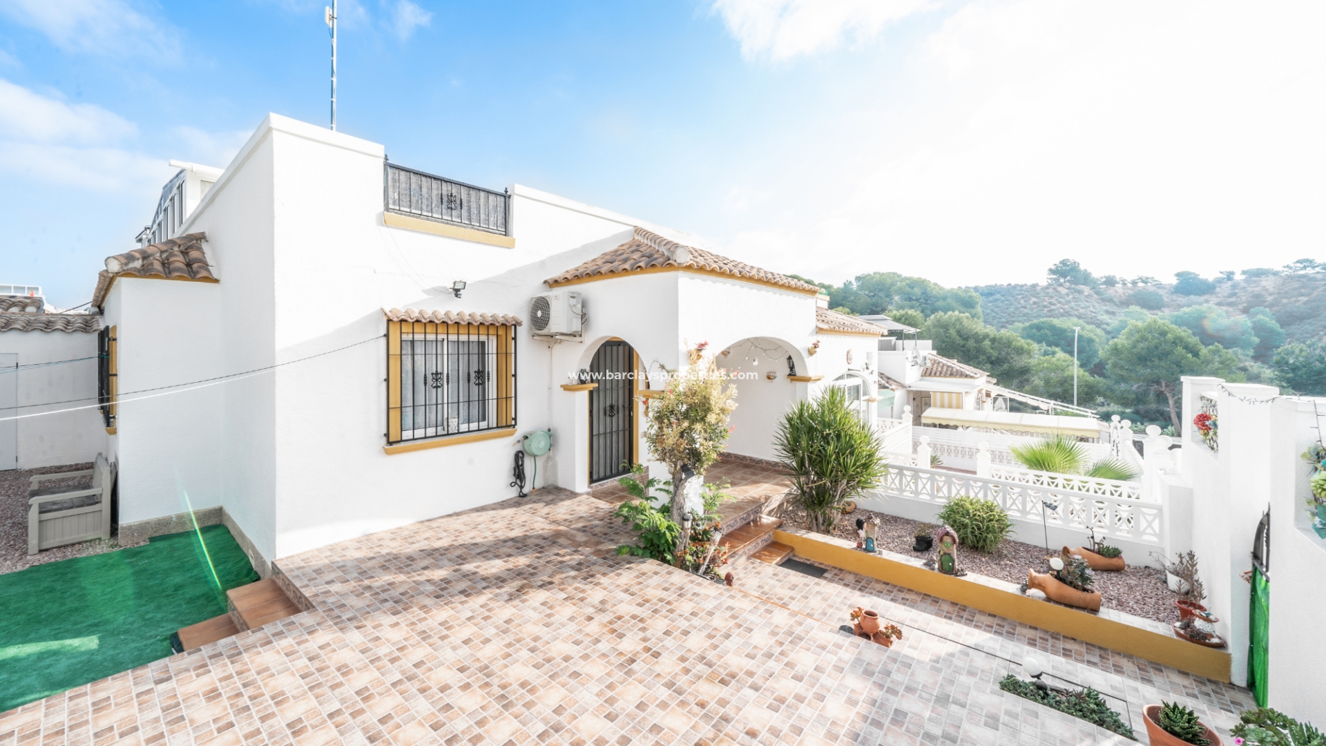 Quad - Resale - Urb. La Marina - 5524